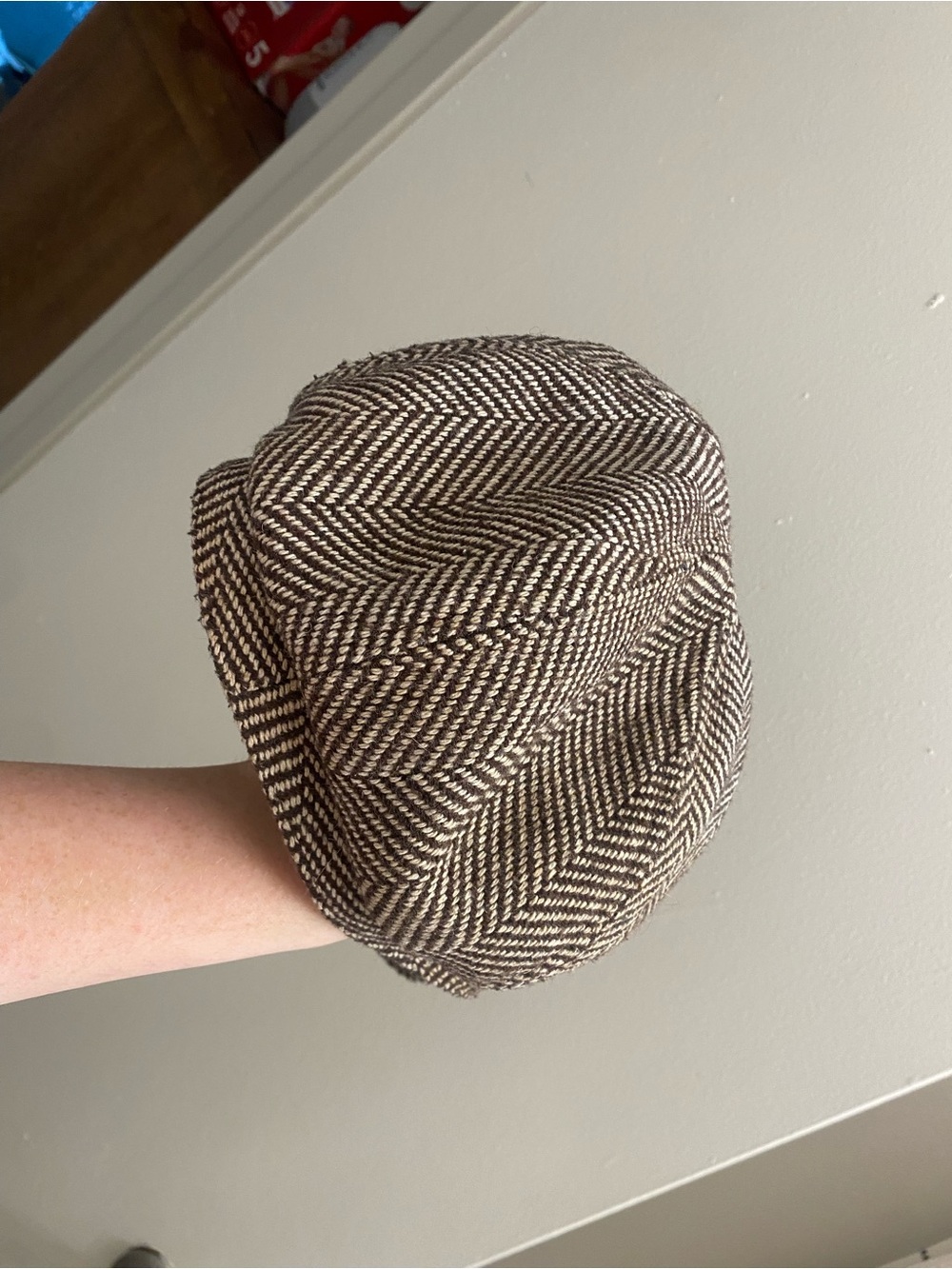GAP Brown and Cream Herringbone Newsboy Cap - Picture 6 of 7